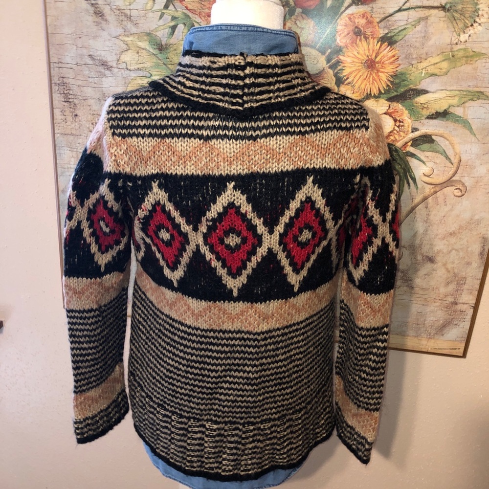 Pink Republic Aztec Pattern Open Draped Knit Cardigan - Picture 7 of 16